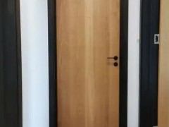 (房子装修设计费多少钱一平米)门框颜色这样搭配 家居颜值提升一个档次