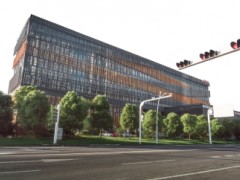 (房装修要多少钱)一住宅楼从中间裂开 房屋质量问题有哪些原因